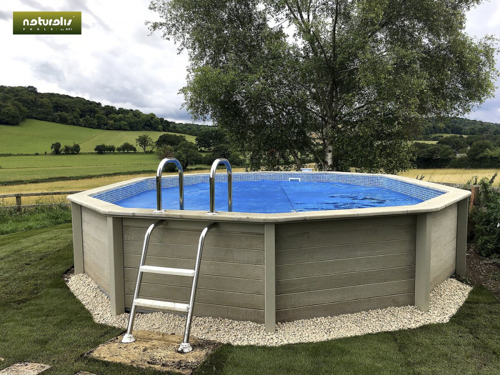 Decagonaal zwembad van houtlook beton - 4,95 x 1,28 m