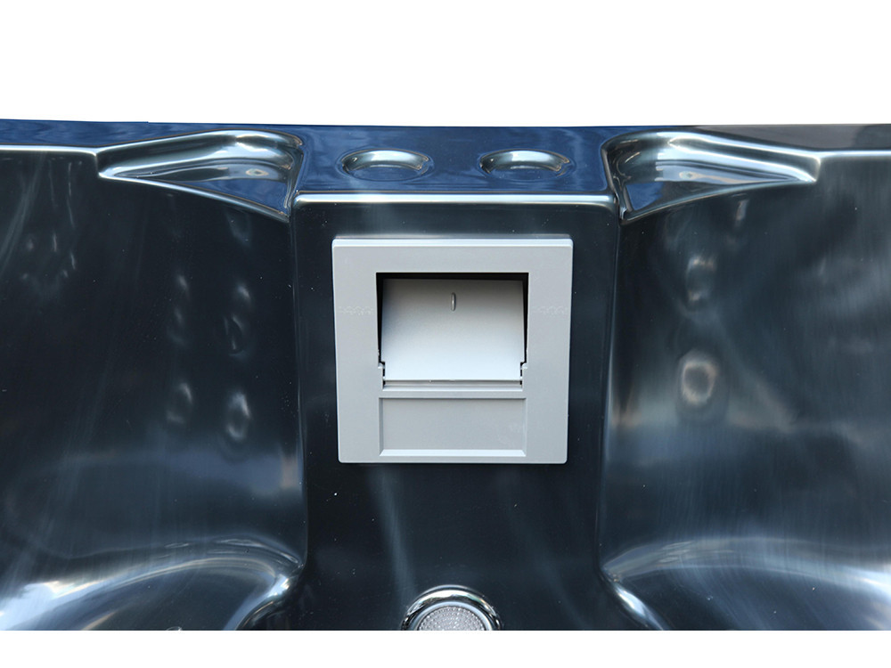 Jacuzzi Spa "Fidji" 4 zits - Witte binnenkant - Balboa systeem + geïntegreerde verbinding voor iPhone - 210 x 152 x 81 cm
